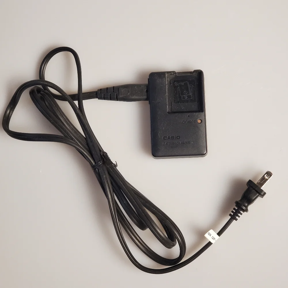 Casio Exilim Battery Charger BC-80L EUC